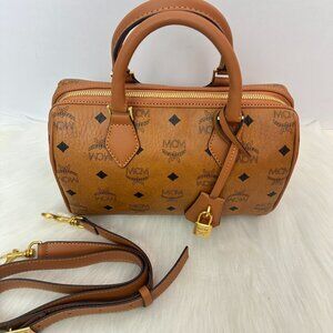 💓💓 New!! MCM Brown Boston Package Medium 💓💓